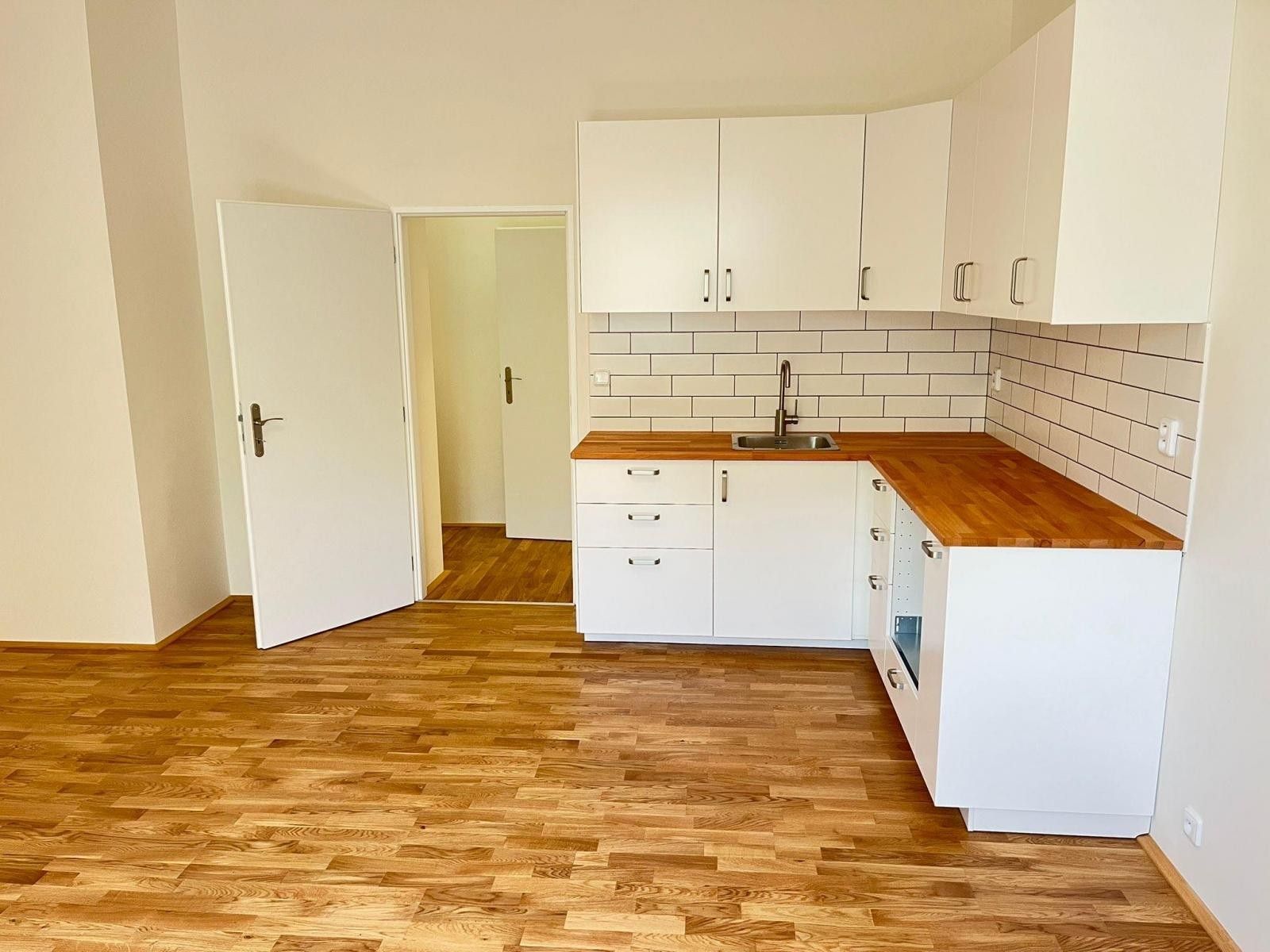Prodej bytu 1+kk 30 m² - foto 3