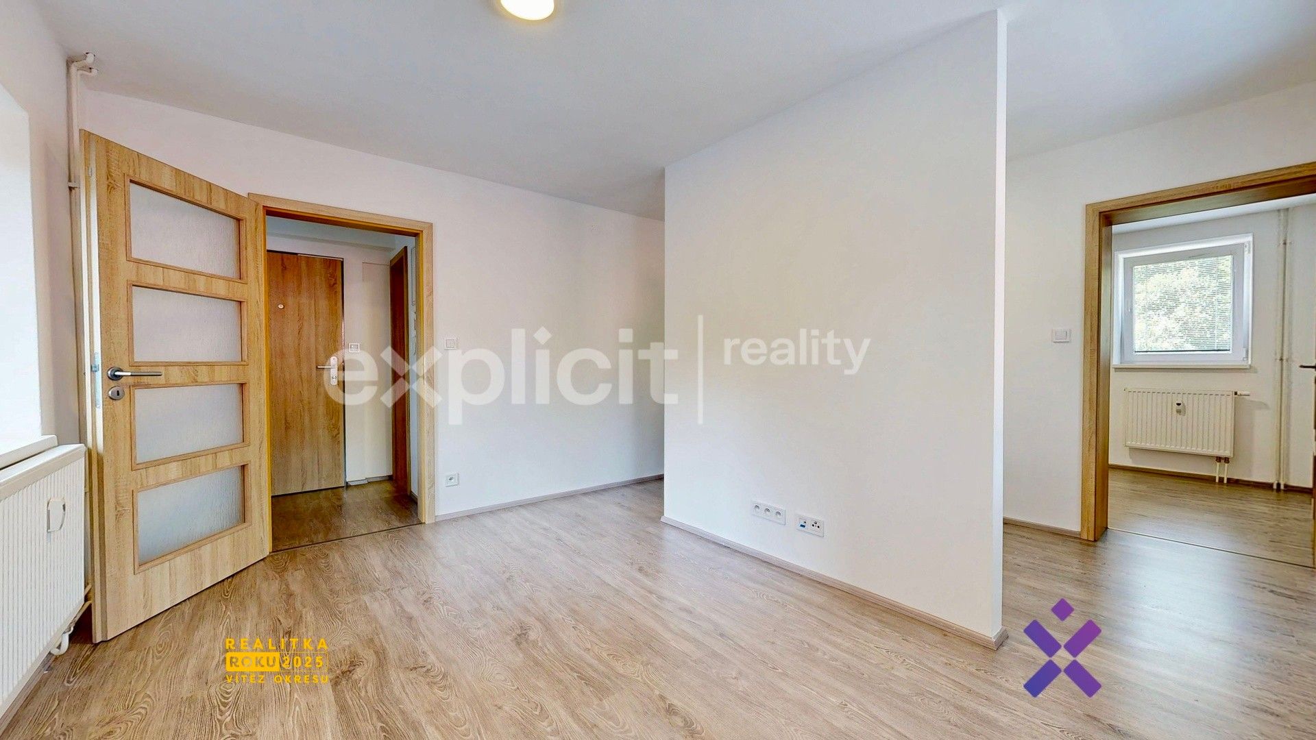 Pronájem bytu 2+kk 38 m² - foto 3