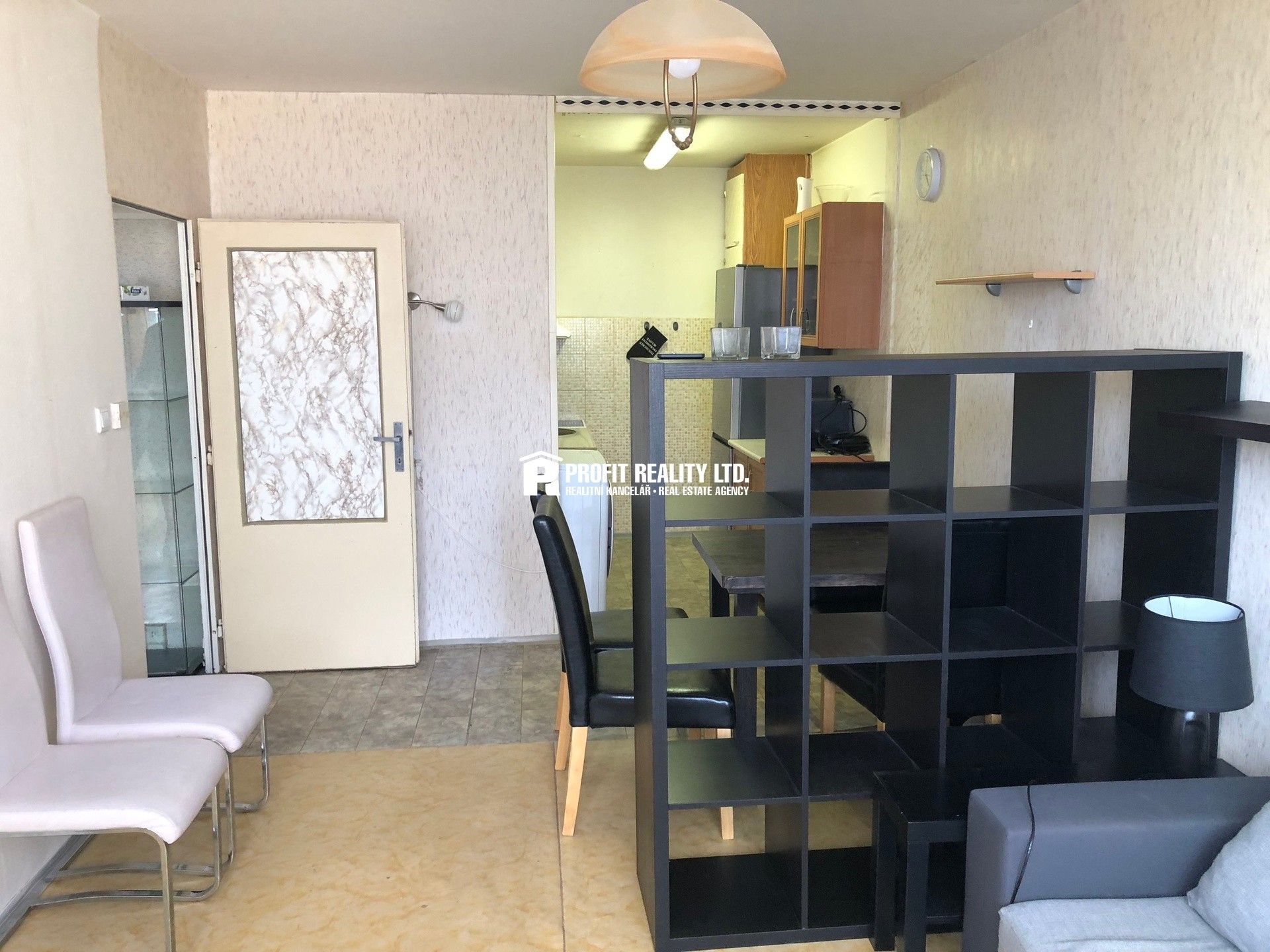 Pronájem bytu 2+kk 43 m² - foto 1