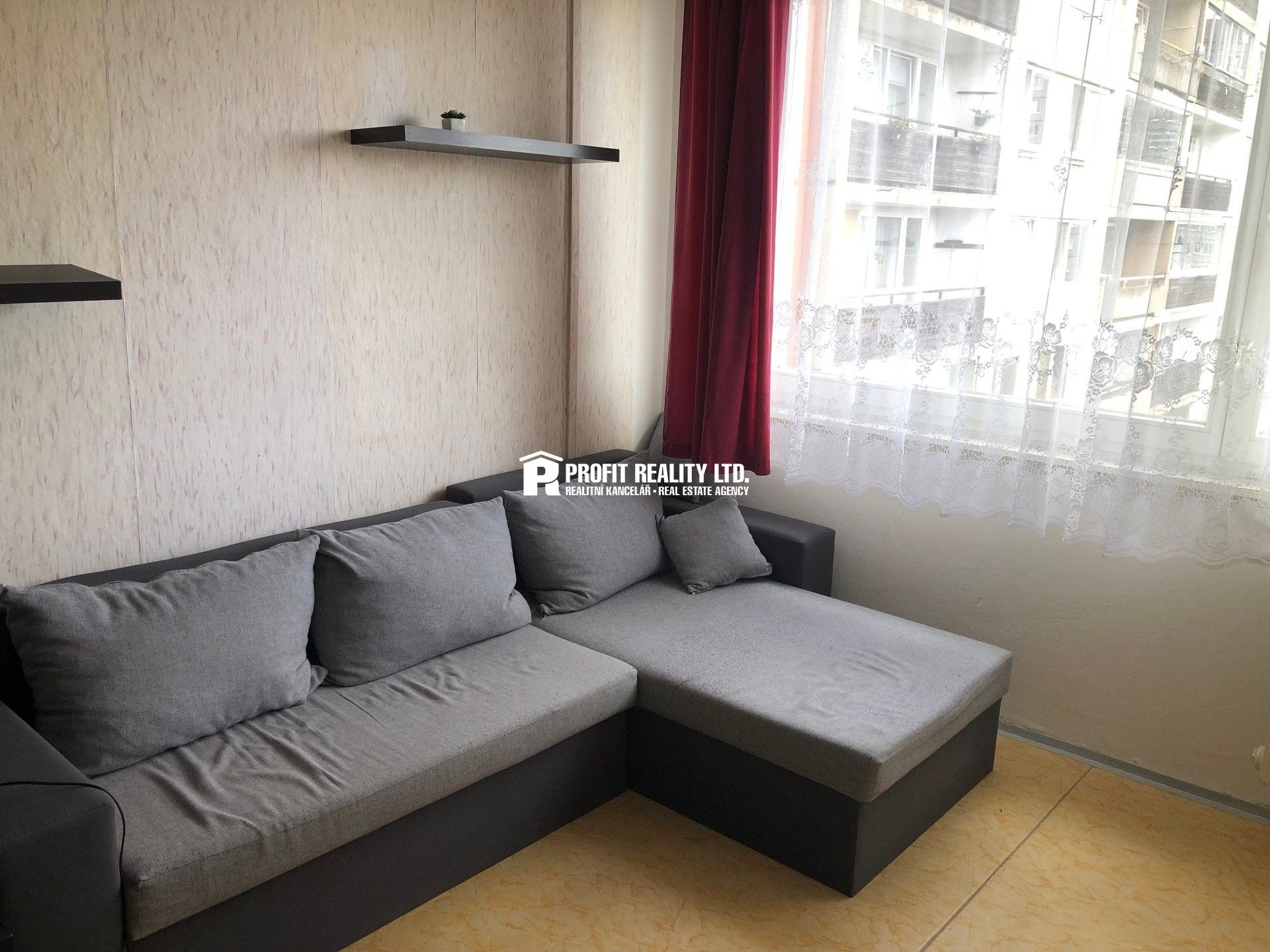 Pronájem bytu 2+kk 43 m² - foto 4