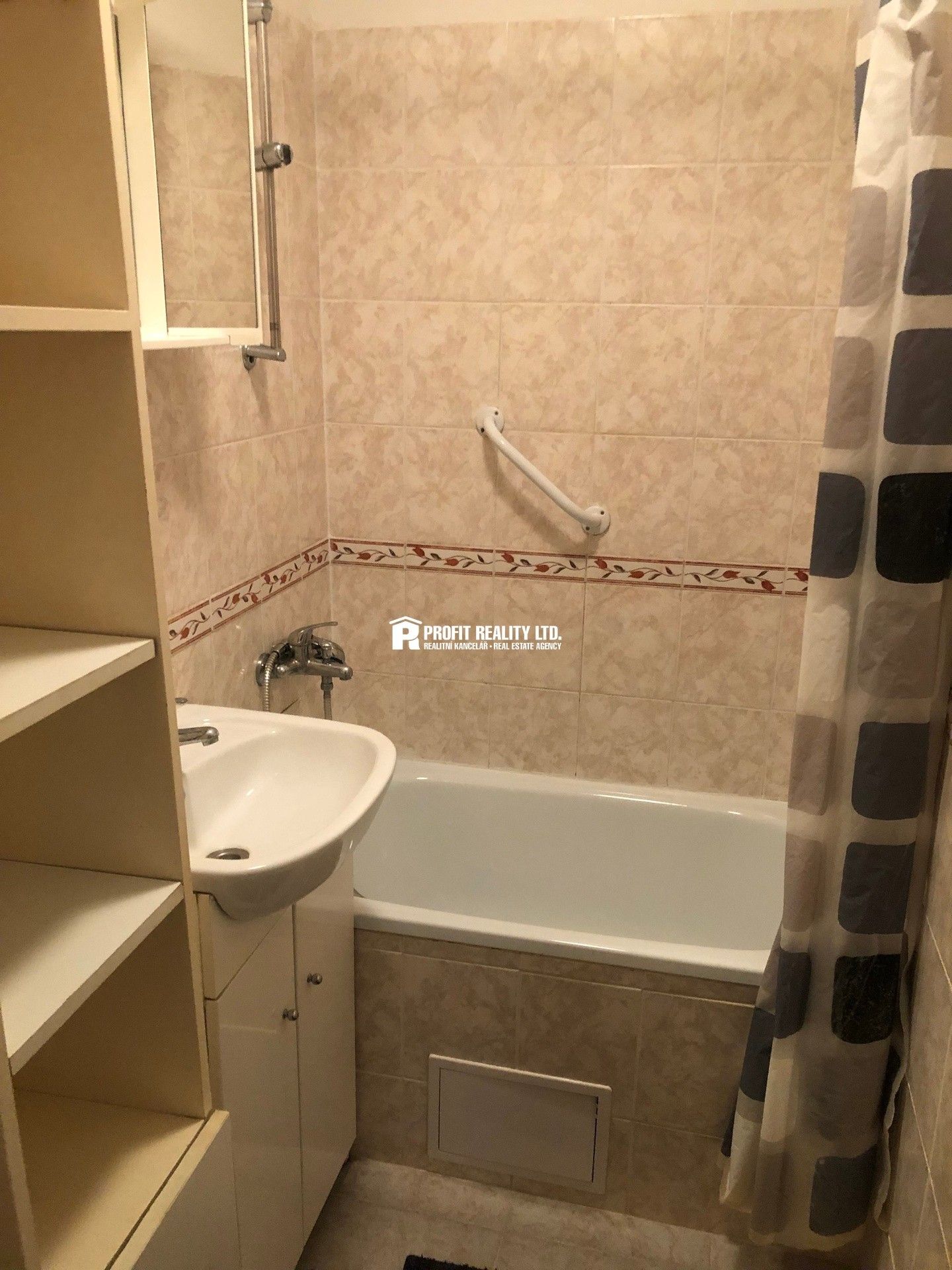 Pronájem bytu 2+kk 43 m² - foto 11