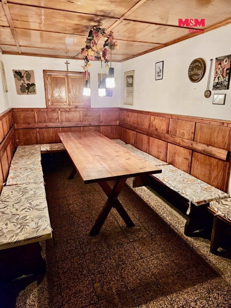 Prodej nemovitosti 141 m² - foto 5