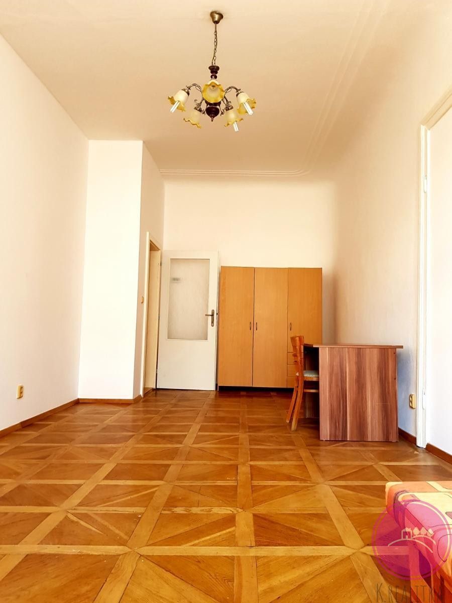 Pronájem bytu 2+1 100 m² - foto 3