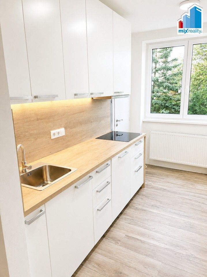 Prodej bytu 3+1 67 m² - foto 2