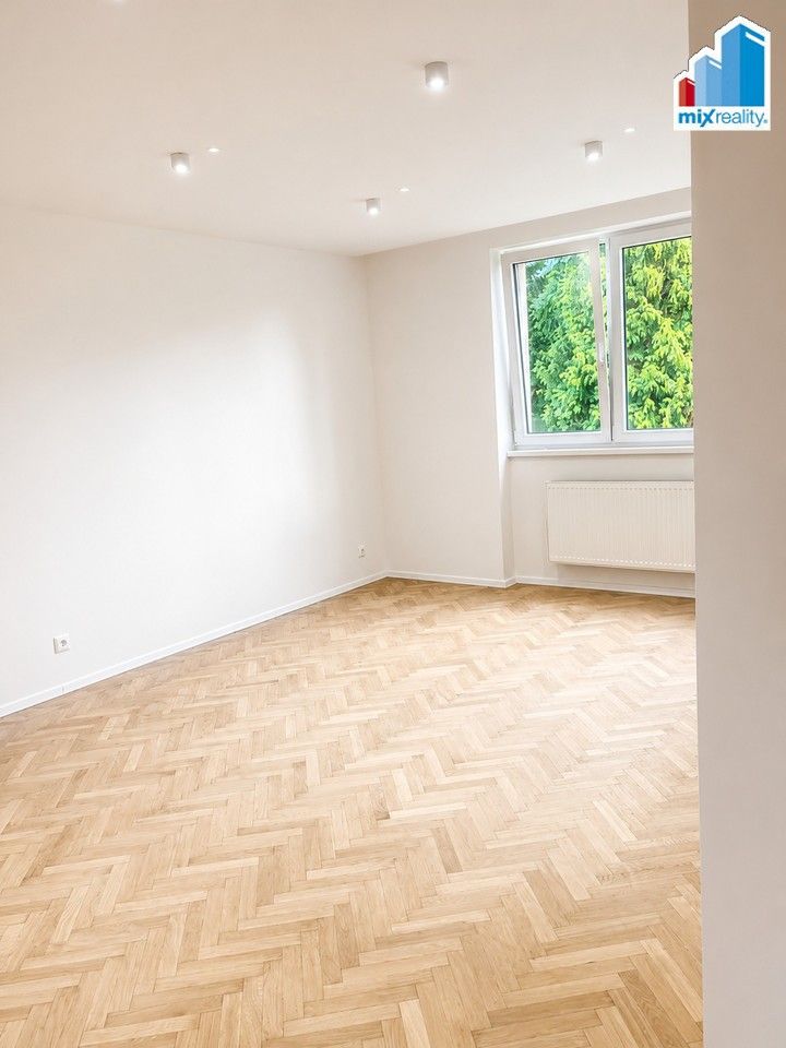Prodej bytu 3+1 67 m² - foto 3