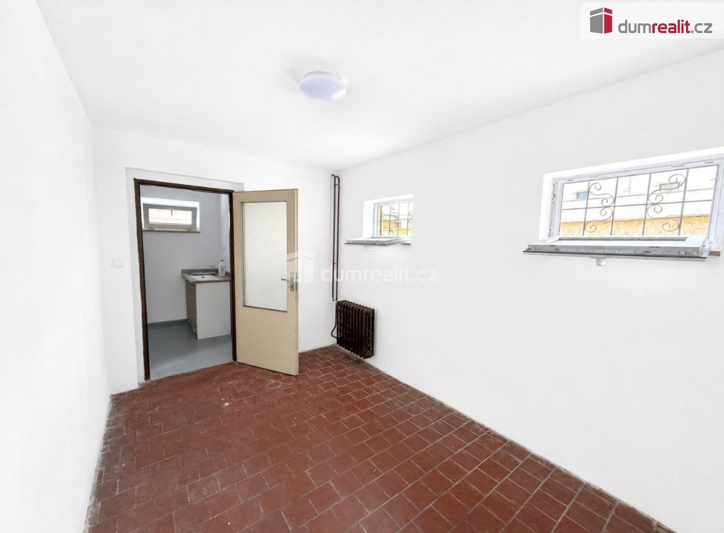 Pronájem komerčního prostoru 140 m² - foto 9