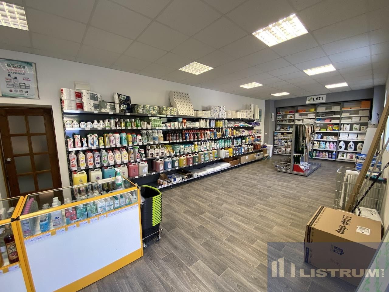 Pronájem komerčního prostoru 900 m² - foto 5
