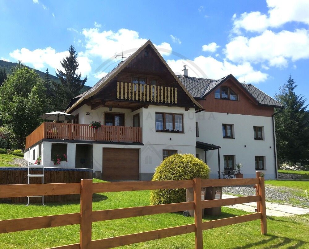 Prodej domu 430 m² - foto 3