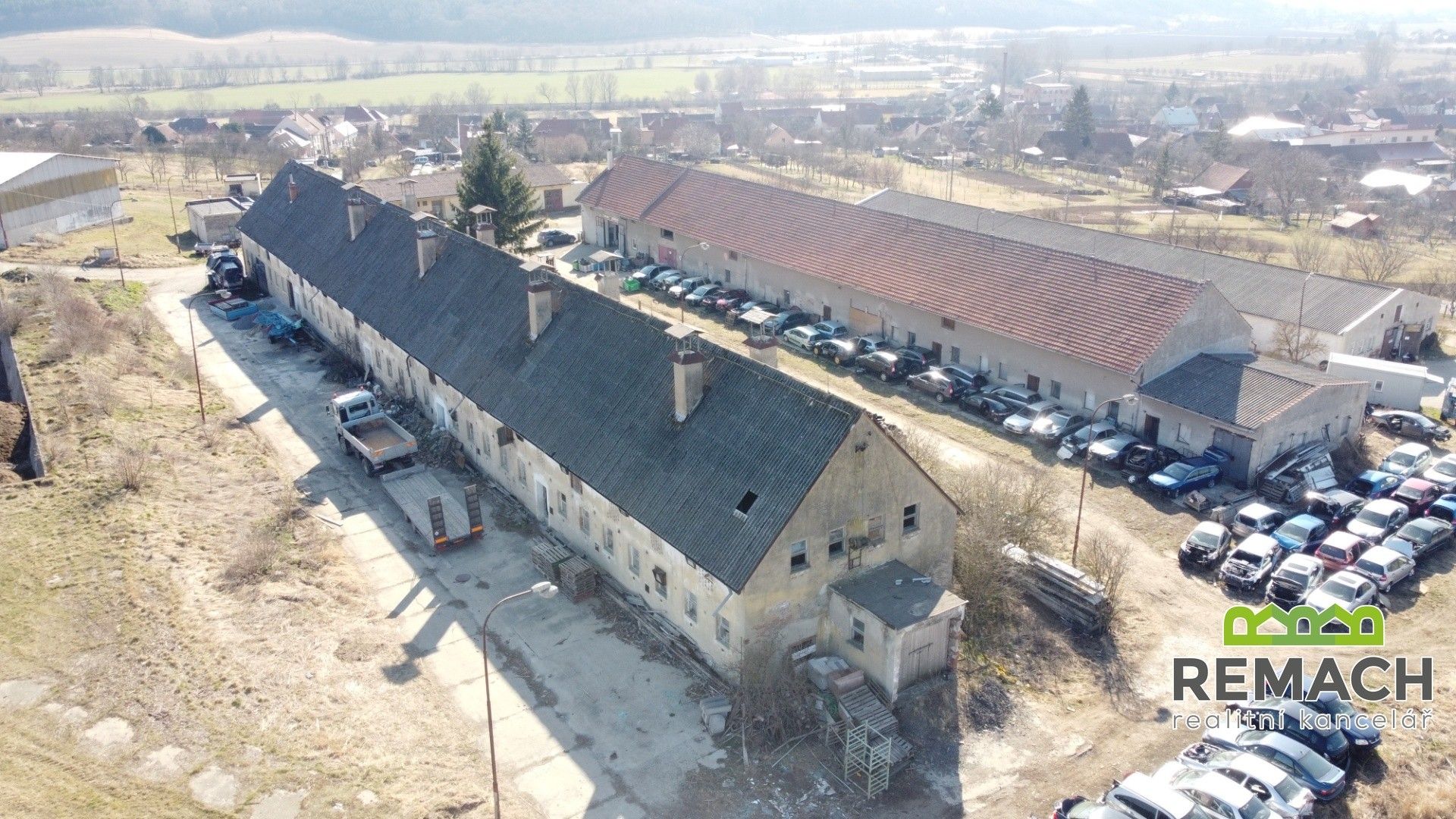 Pronájem komerčního prostoru 300 m² - foto 11