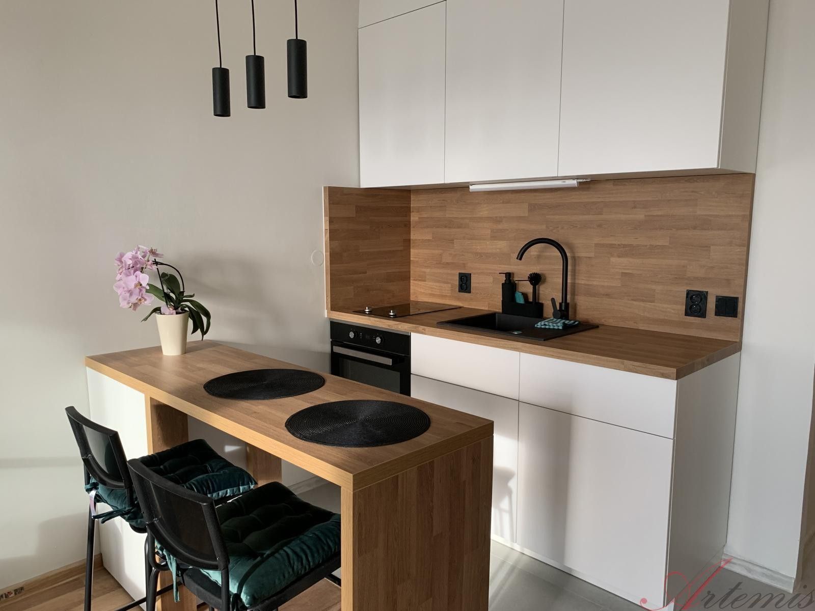 Pronájem bytu 1+kk 28 m² - foto 2