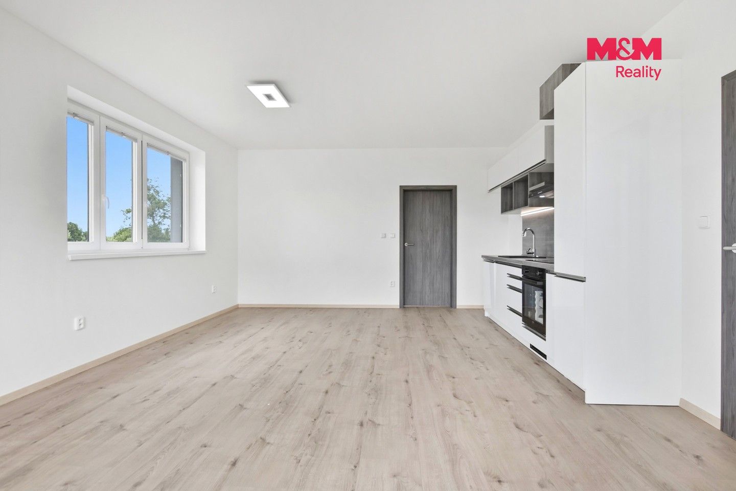 Pronájem bytu 3+kk 80 m² - foto 6