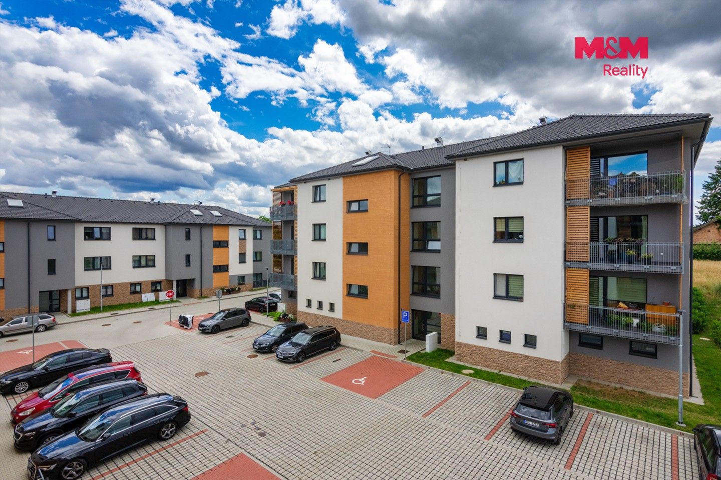 Pronájem bytu 3+kk 80 m² - foto 15