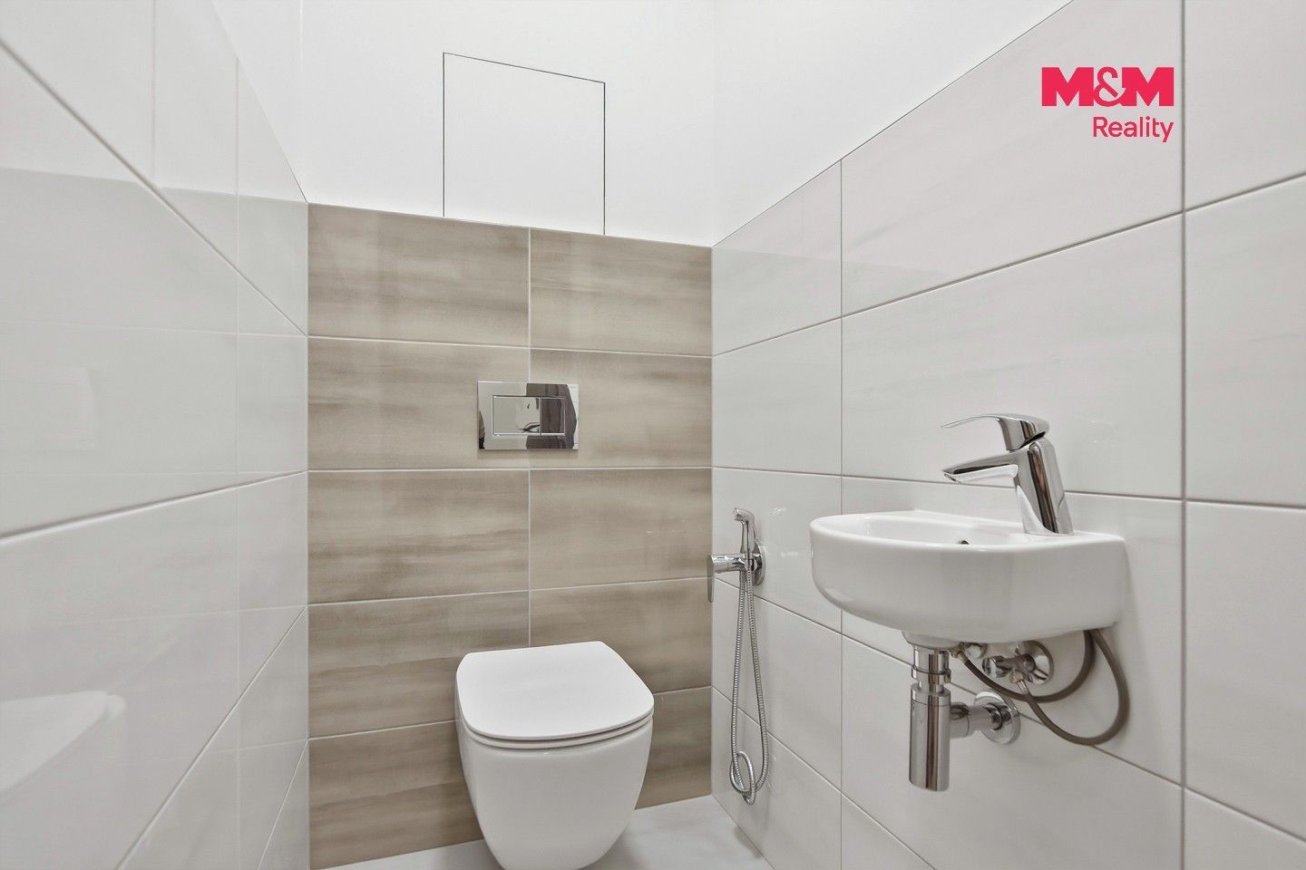 Pronájem bytu 3+kk 80 m² - foto 18