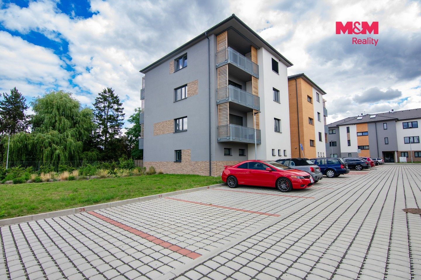 Pronájem bytu 3+kk 80 m² - foto 22