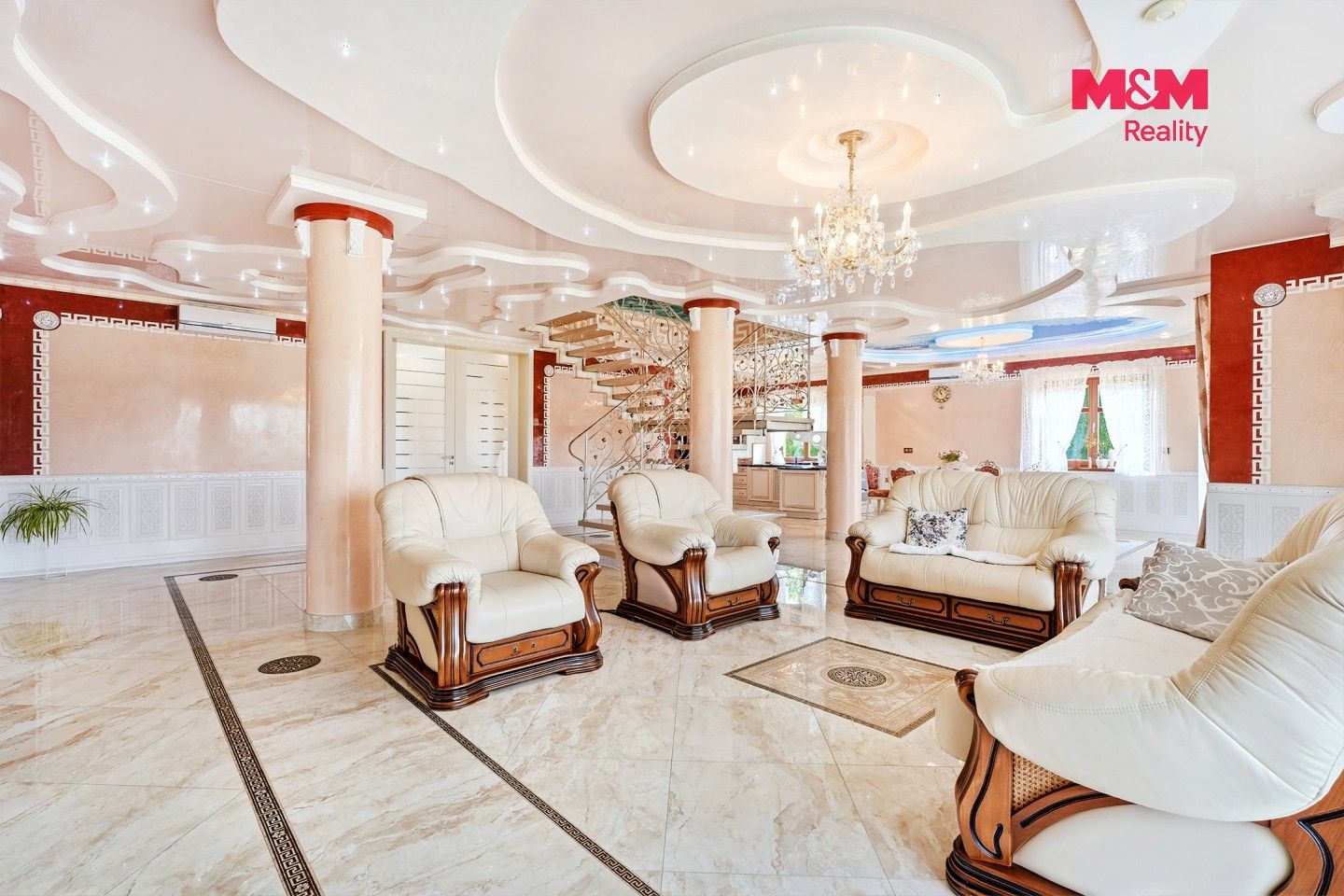 Prodej domu 393 m² - foto 2
