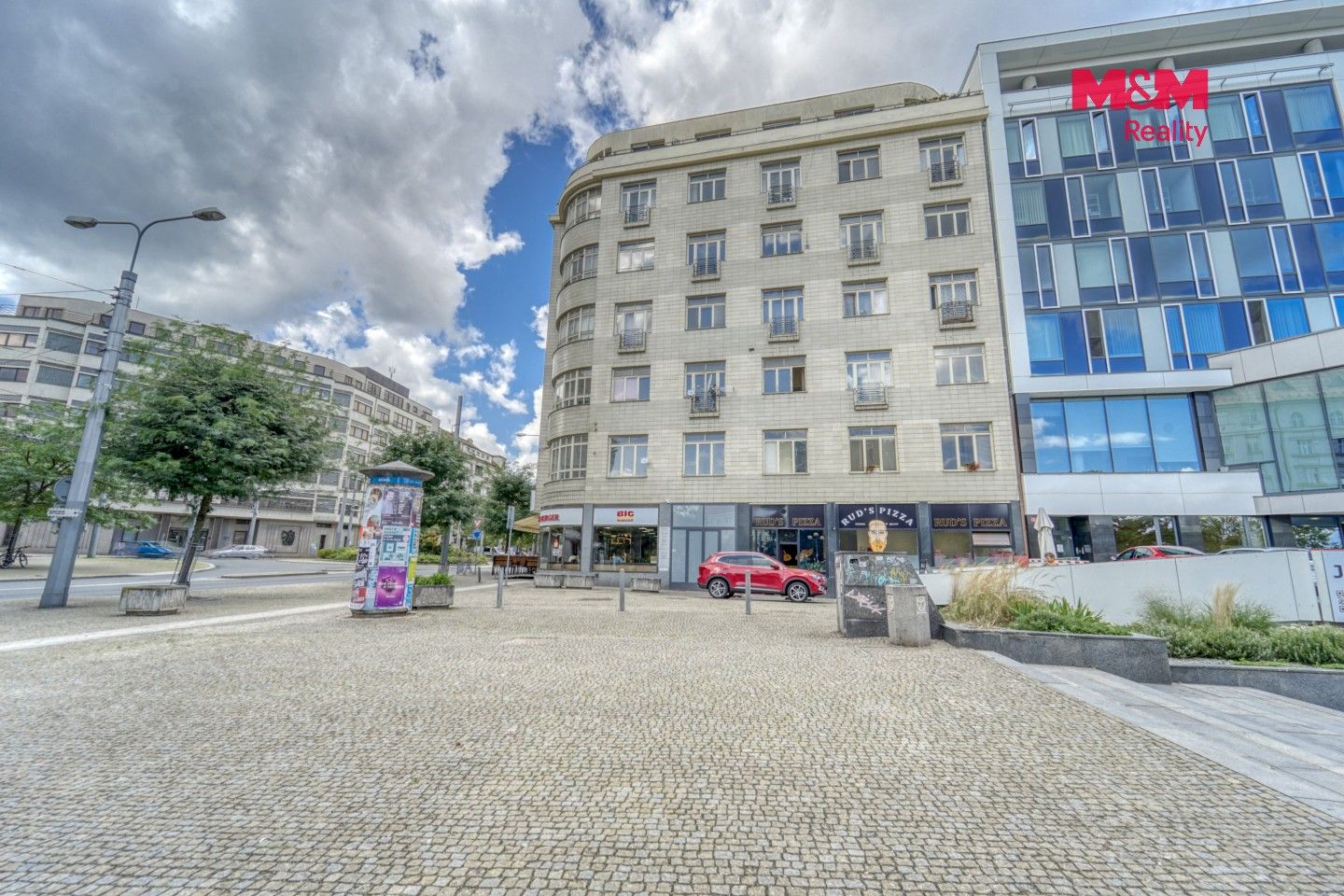 Pronájem bytu 2+1 66 m² - foto 17