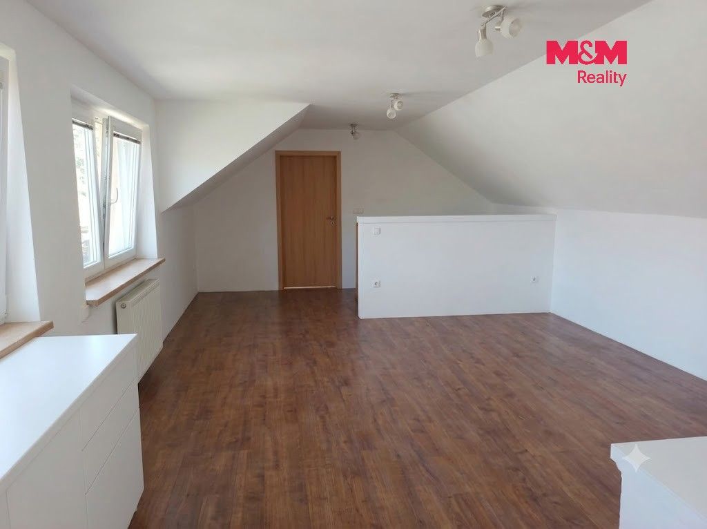 Pronájem bytu 3+kk 95 m² - foto 11