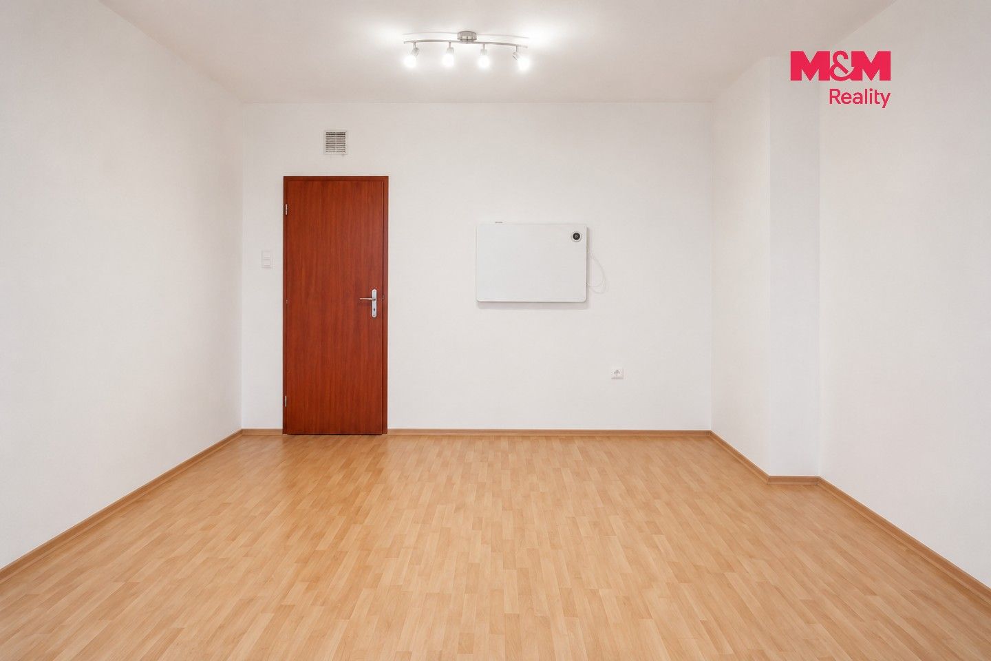 Pronájem bytu 4+1 80 m² - foto 3