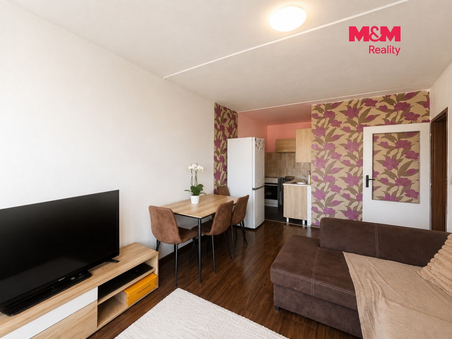 Pronájem bytu 2+kk 39 m² - foto 3