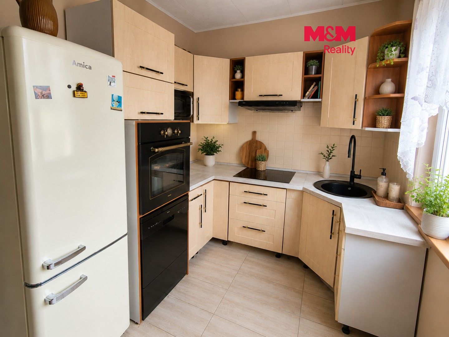 Prodej bytu 3+1 69 m² - foto 1