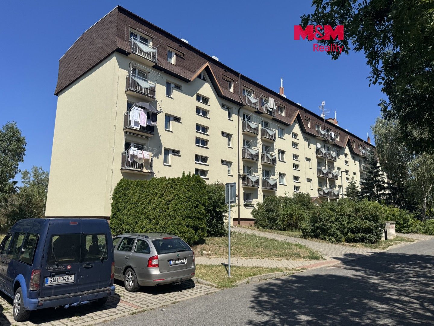 Prodej bytu 2+1 41 m² - foto 1