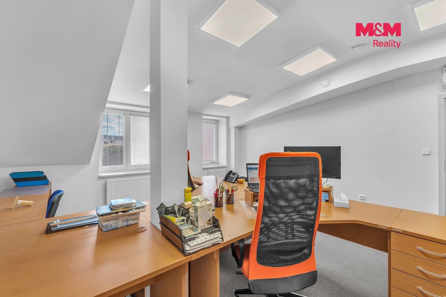Pronájem komerčního prostoru 174 m² - foto 4