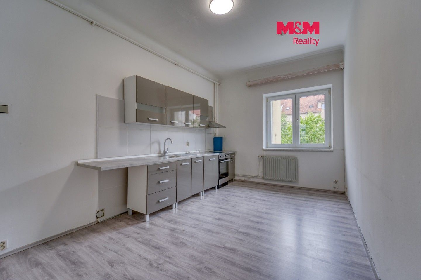 Pronájem bytu 2+1 61 m² - foto 1