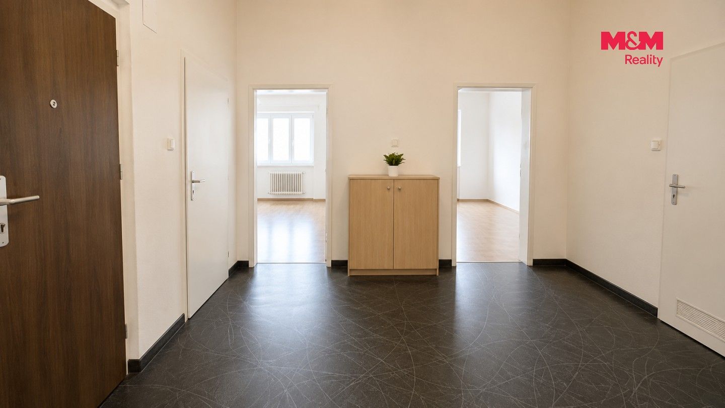 Pronájem bytu 3+1 86 m² - foto 5