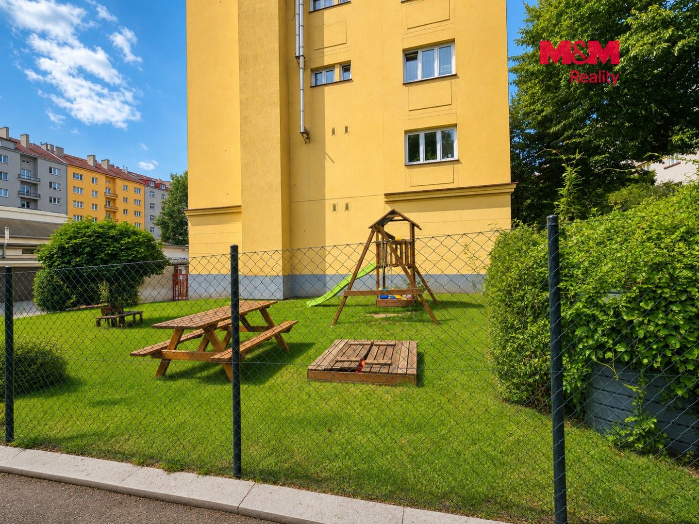 Pronájem bytu 3+1 86 m² - foto 9