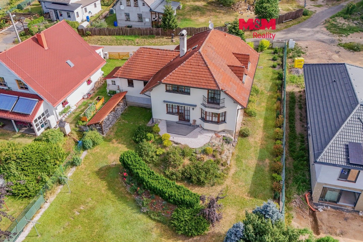 Prodej domu 270 m² - foto 1