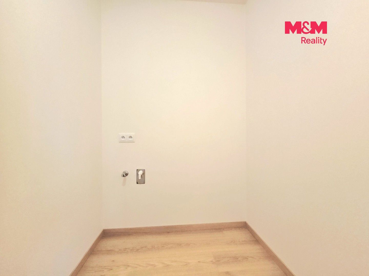 Pronájem bytu 2+kk 67 m² - foto 8