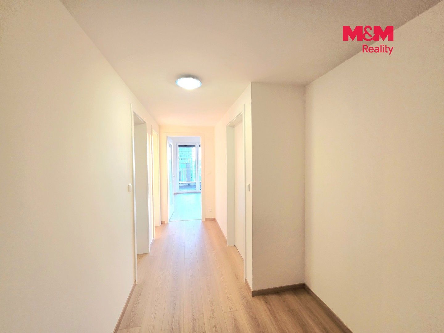 Pronájem bytu 2+kk 67 m² - foto 9