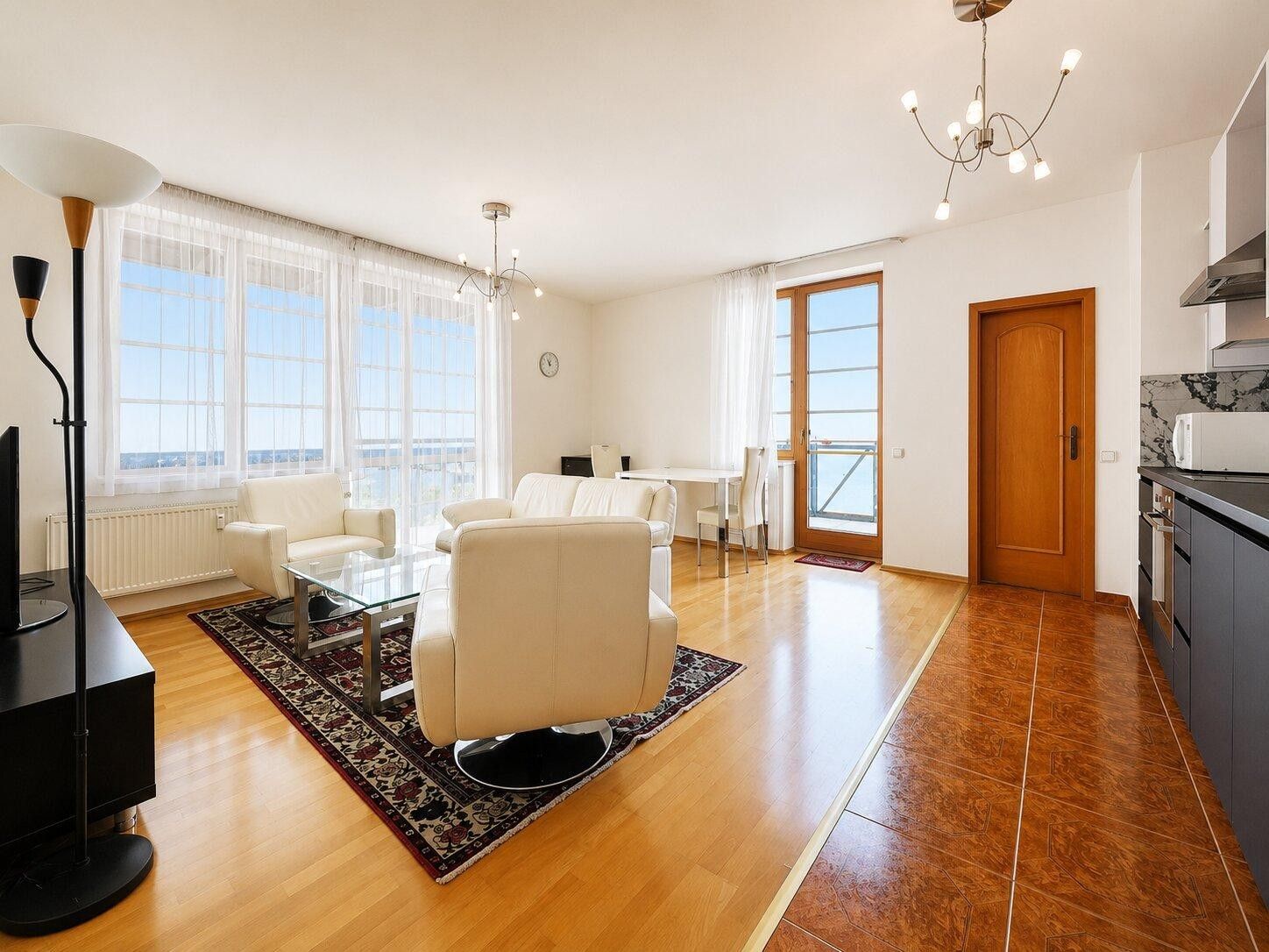 Pronájem bytu 2+kk 76 m² - foto 4