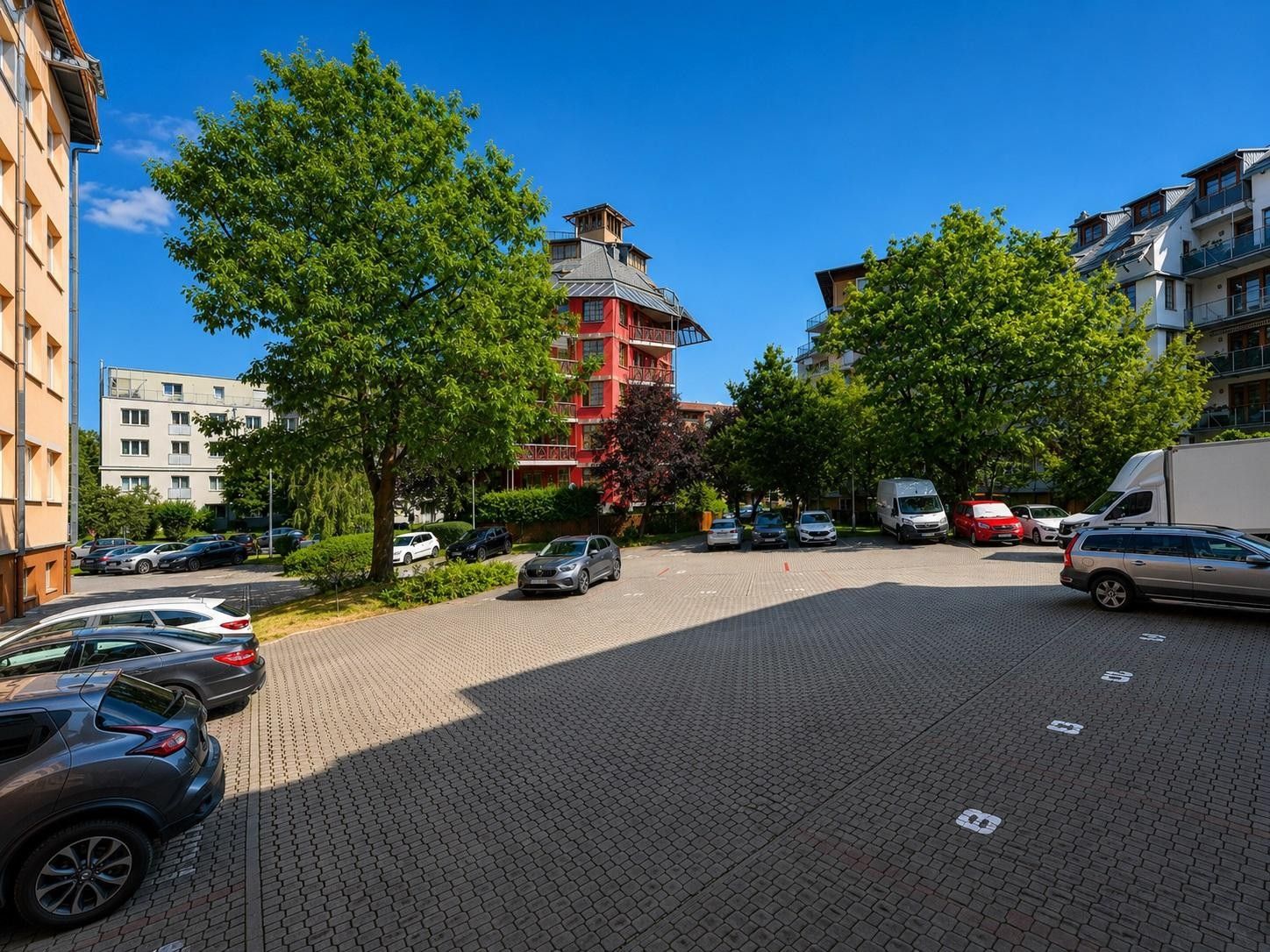 Pronájem bytu 2+kk 76 m² - foto 16