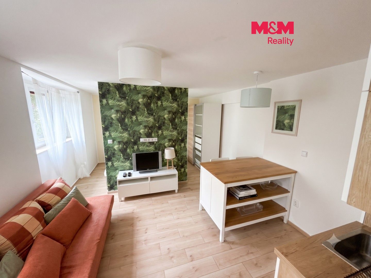 Pronájem bytu 1+kk 30 m² - foto 1