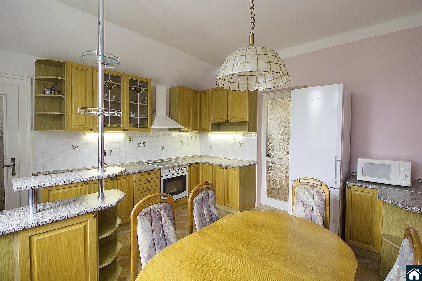 Prodej bytu 2+1 80 m² - foto 1