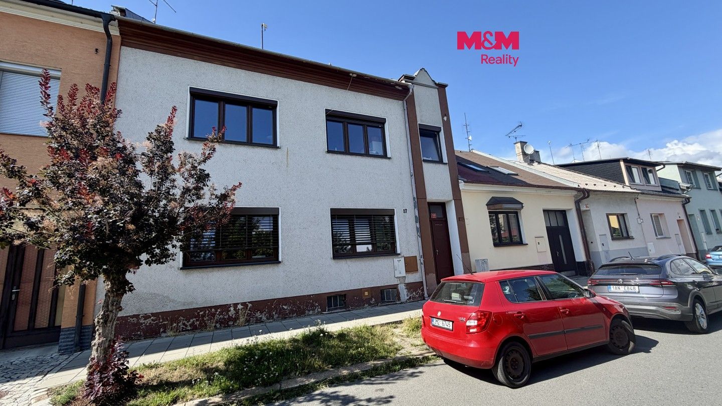 Pronájem bytu 2+1 60 m² - foto 1
