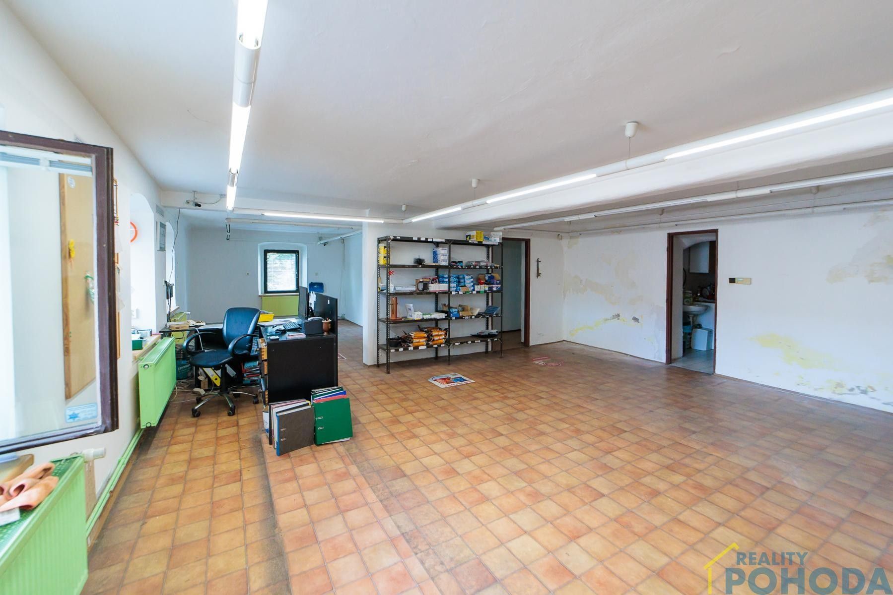 Prodej komerčního prostoru 4752 m² - foto 30