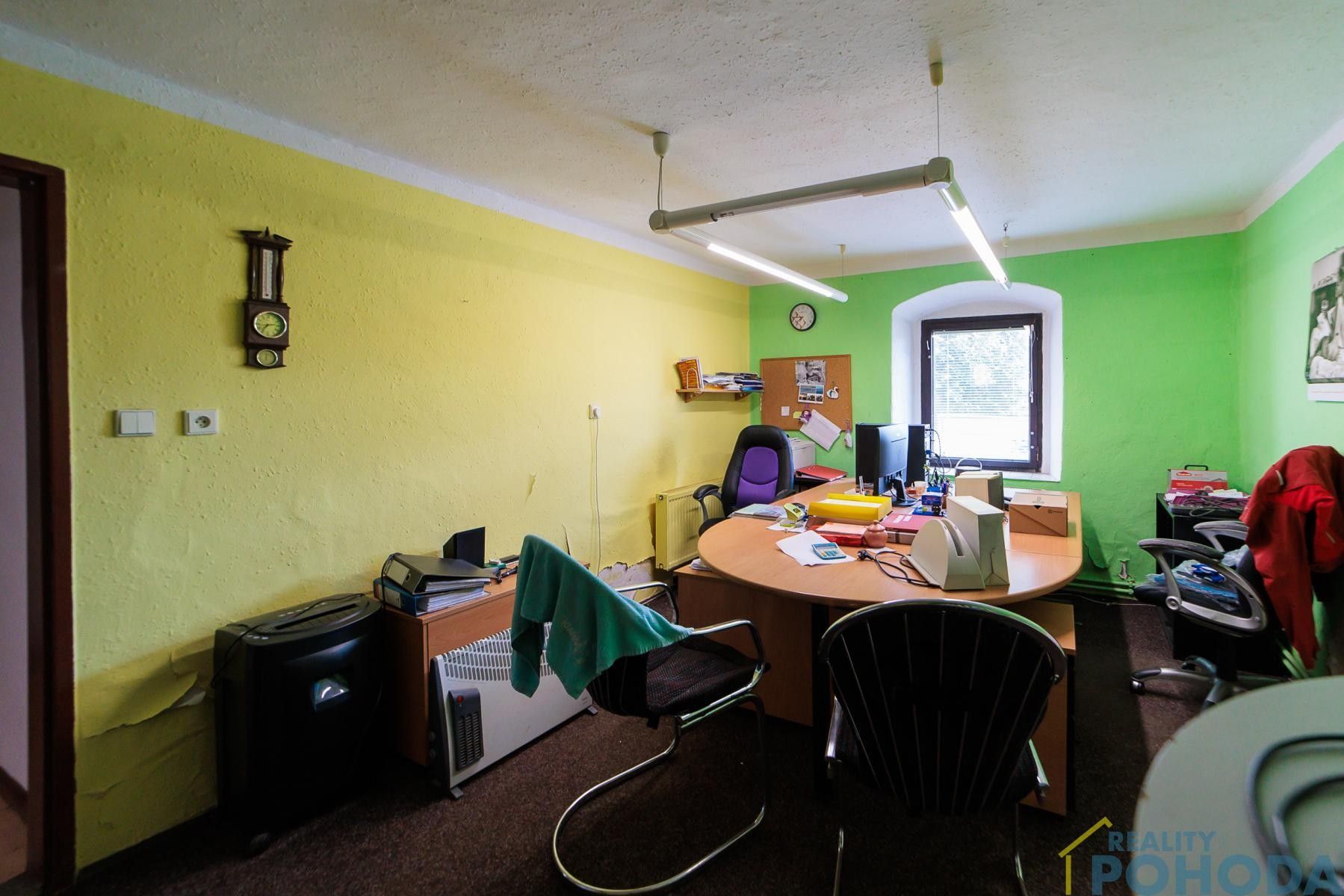 Prodej komerčního prostoru 4752 m² - foto 32