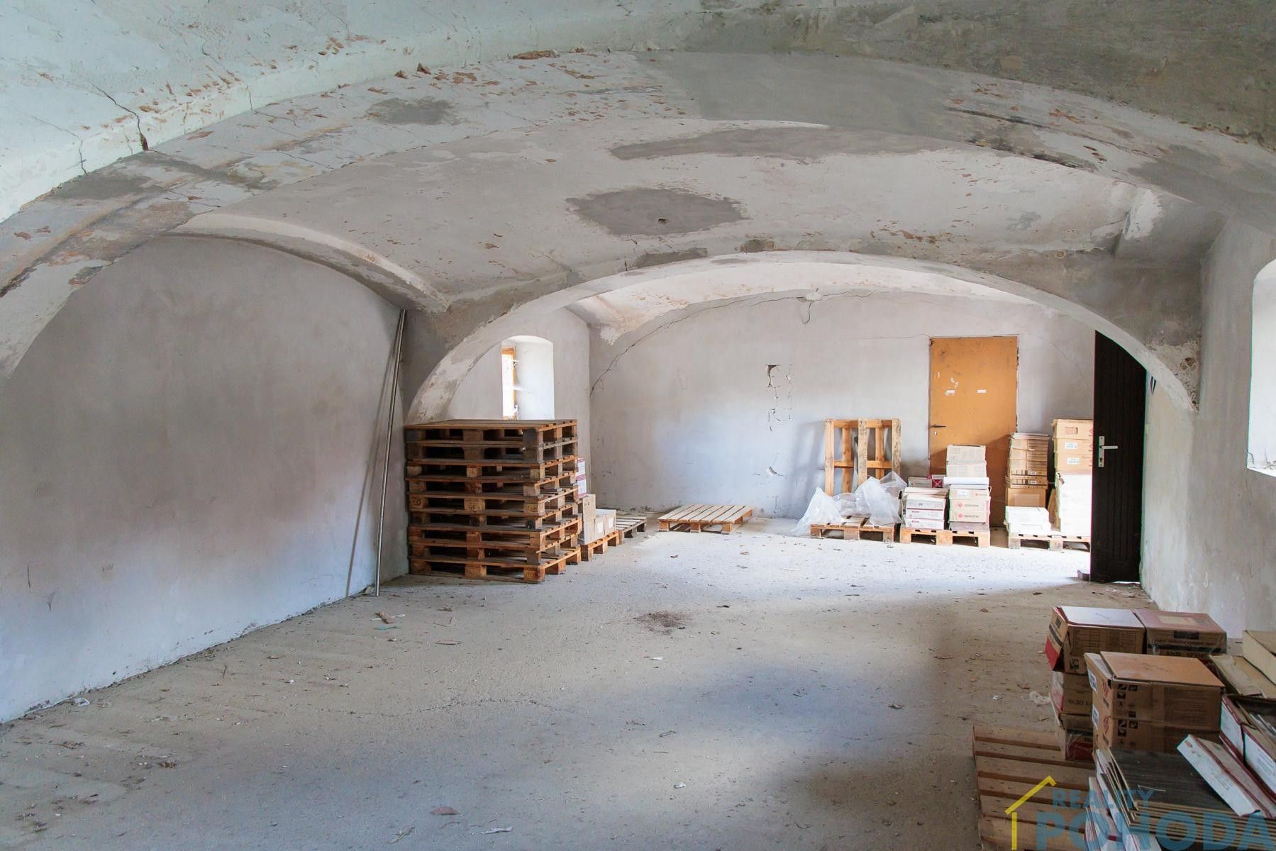 Prodej komerčního prostoru 4752 m² - foto 34