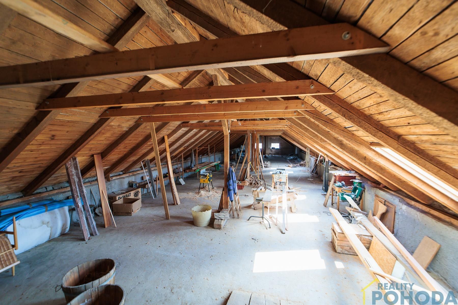Prodej komerčního prostoru 4752 m² - foto 40