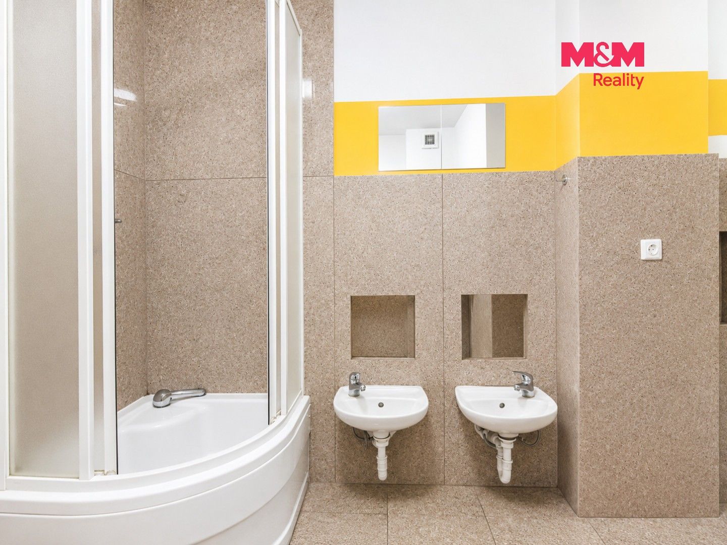 Pronájem bytu 4+kk 105 m² - foto 16