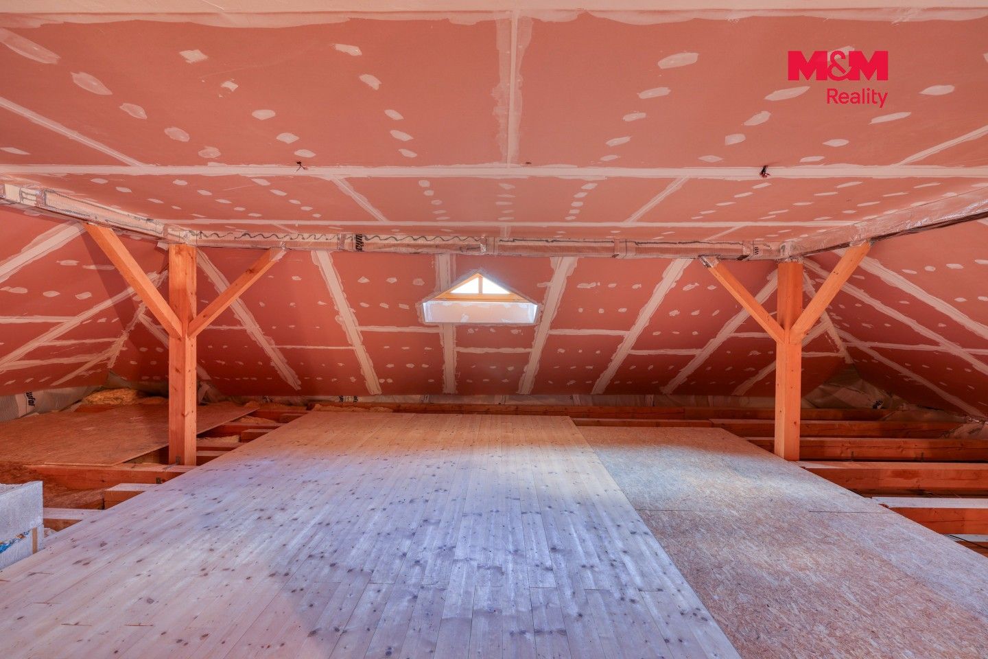 Prodej domu 1250 m² - foto 45