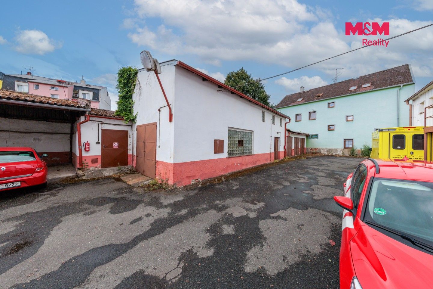 Prodej komerčního prostoru 900 m² - foto 4