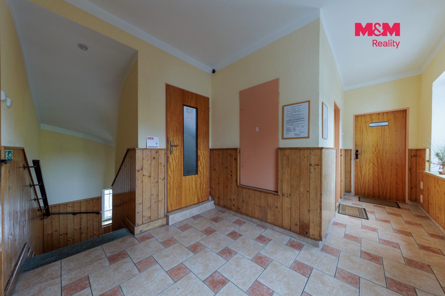 Prodej komerčního prostoru 900 m² - foto 10