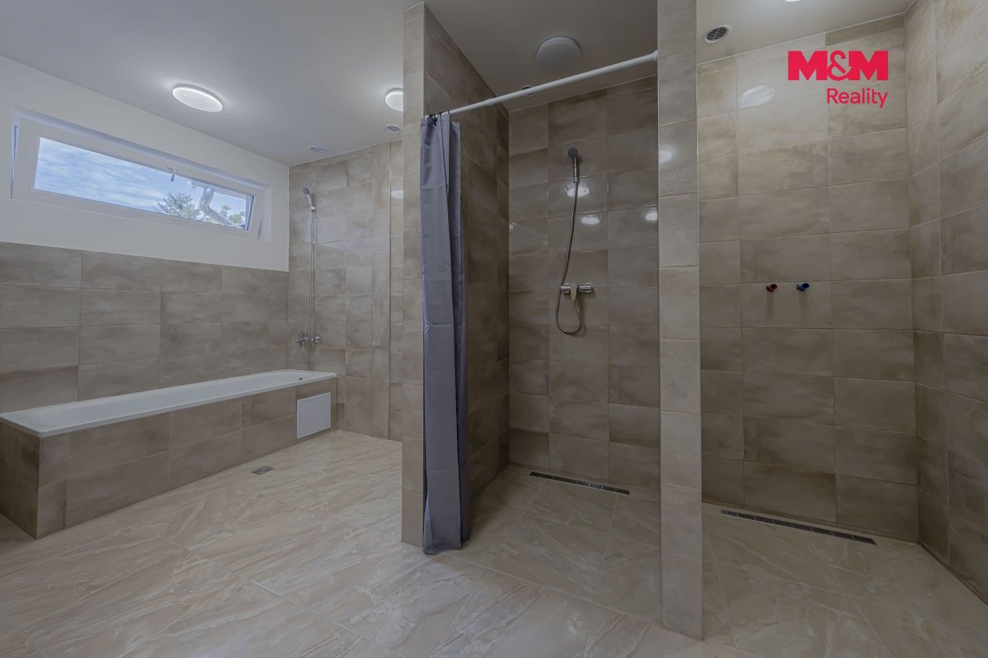Pronájem domu 302 m² - foto 8
