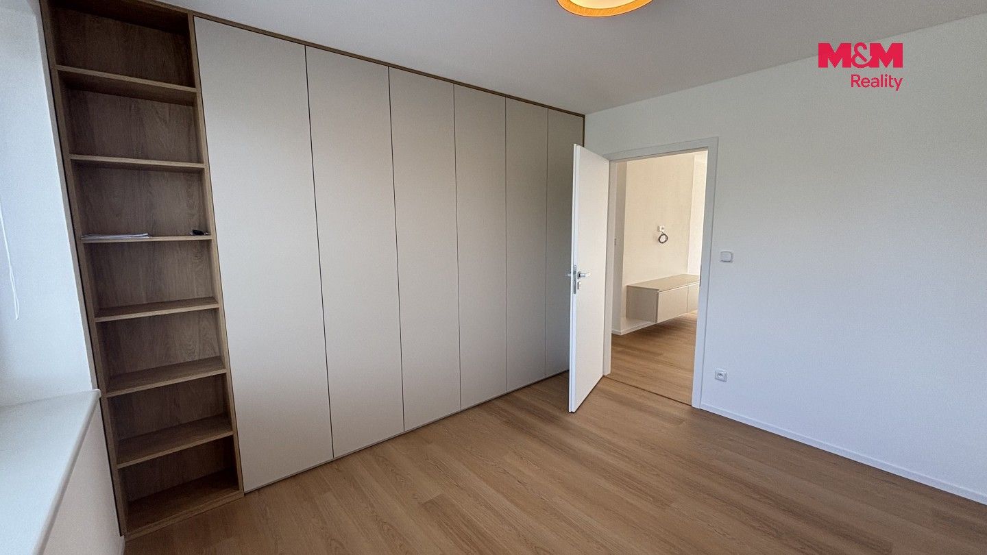 Pronájem bytu 4+kk 64 m² - foto 5