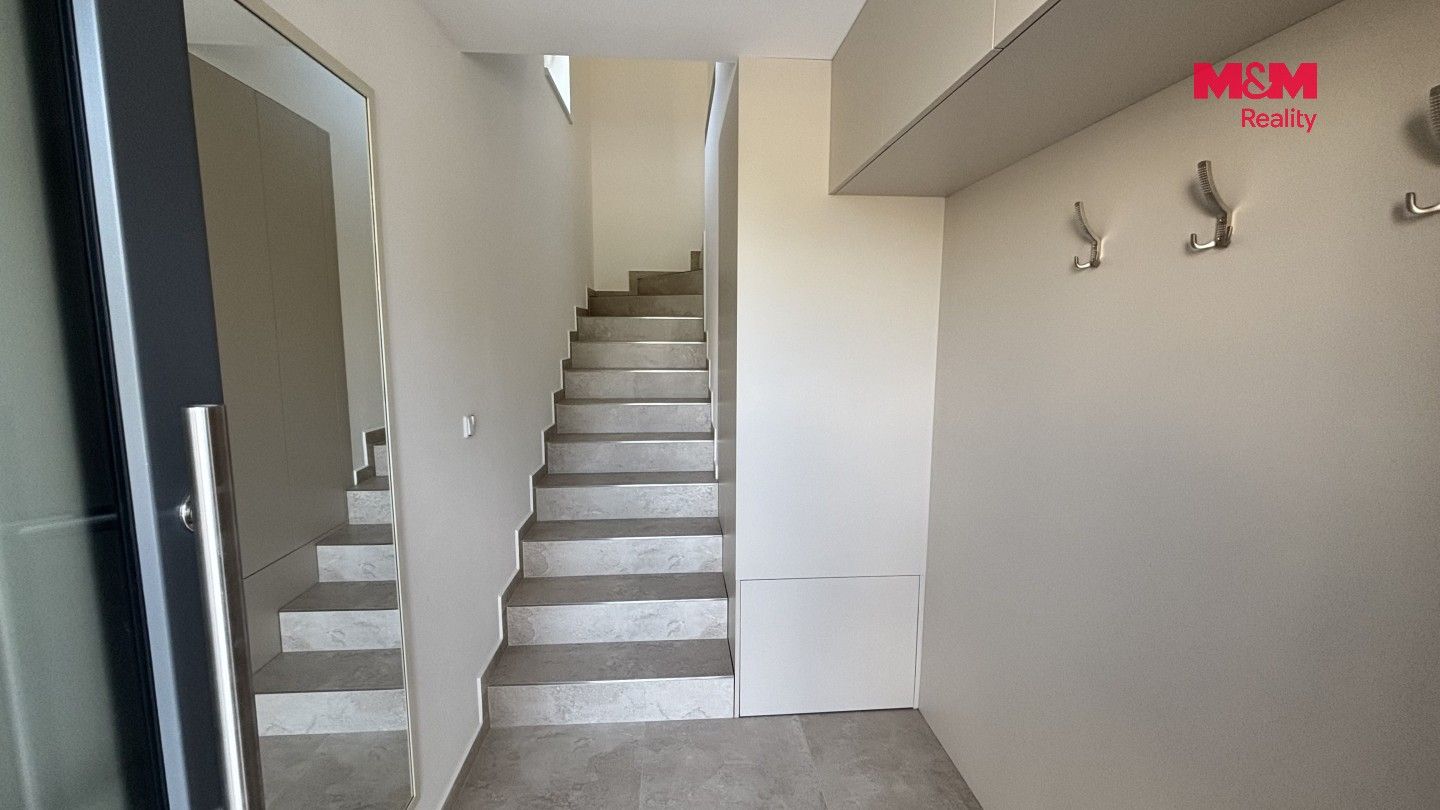 Pronájem bytu 4+kk 64 m² - foto 10