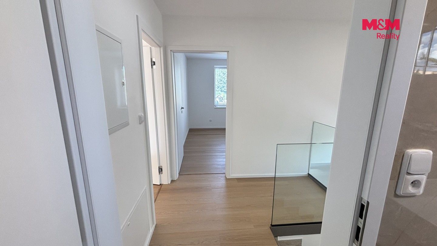 Pronájem bytu 4+kk 64 m² - foto 11