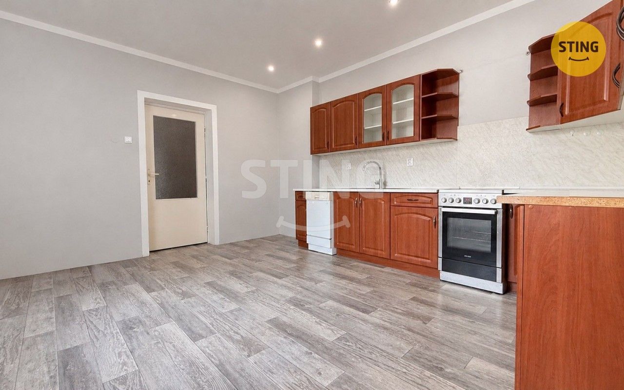 Prodej domu 280 m² - foto 3